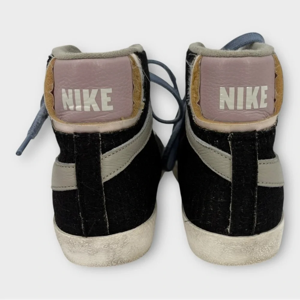 Nike Blazer Mid '77 Nike By You Shoe in Black With Pink Men’s 6.5 / Women’s SZ 8